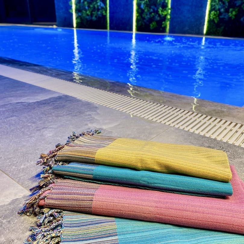 Hamamtuch SENIJA - Farbenspiel auf Baumwolle – auffällig, weich, besonders - DENIO