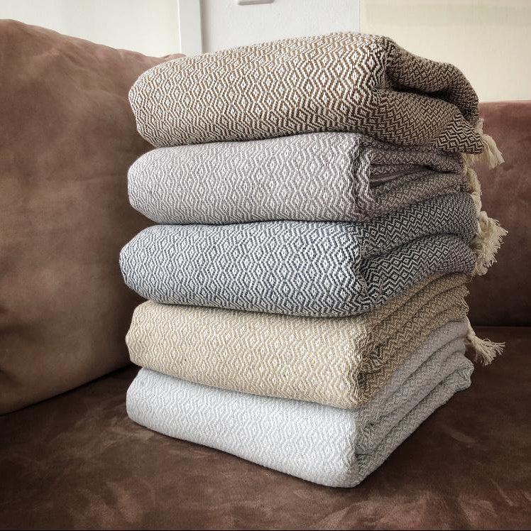 TAGESDECKE MIT KRISTALLMUSTER - DENIO