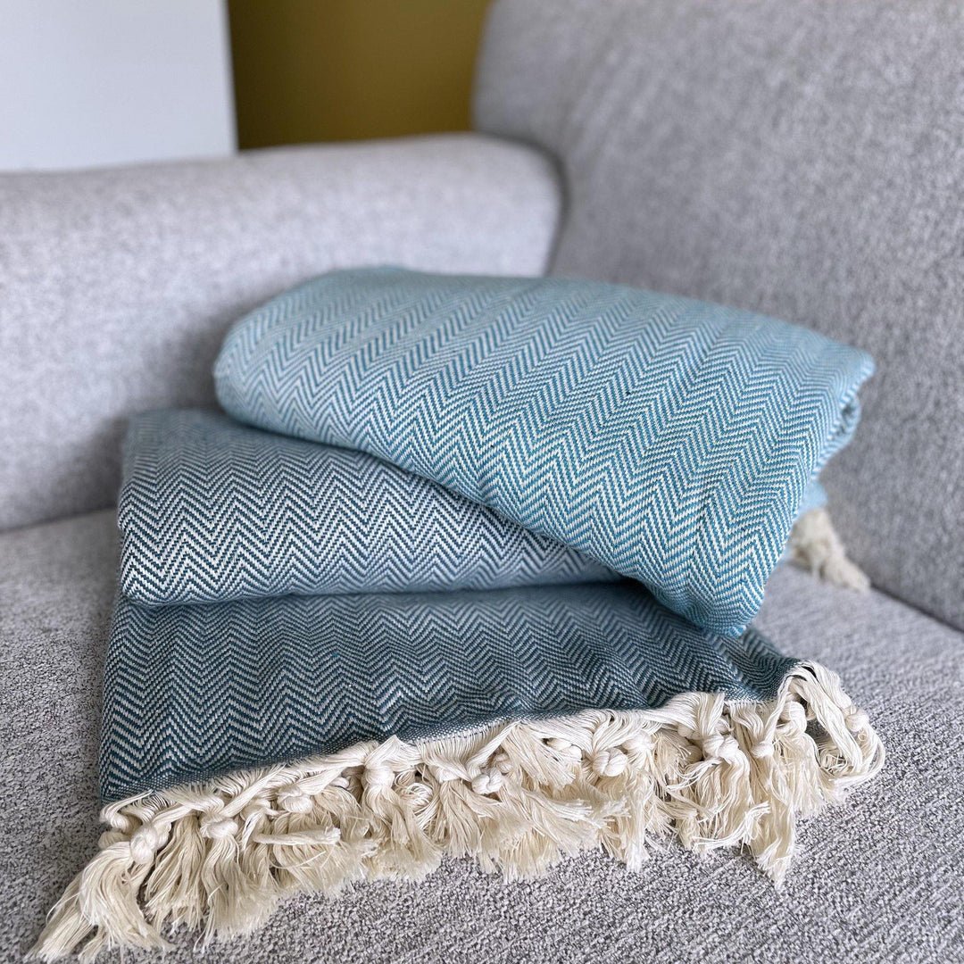Baumwolldecken in stilvollem Design – weich & hochwertig – DENIO