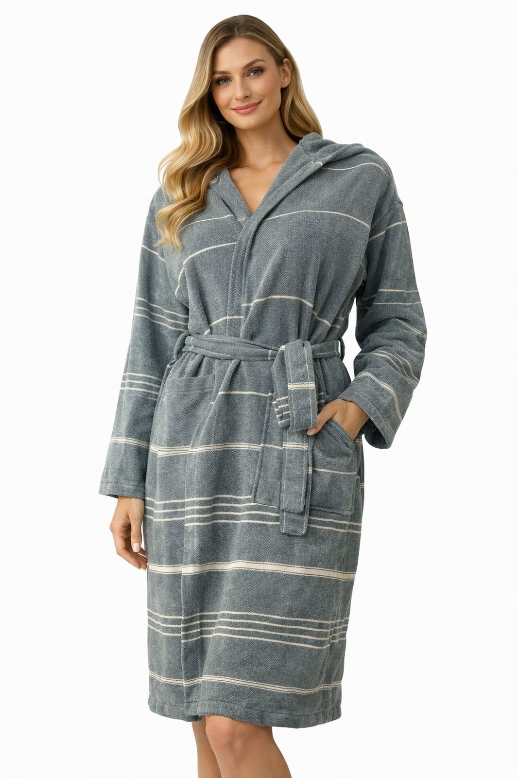 Bademantel SULTAN – leichter & schnell trocknender Damenmantel in Benzinblau - DENIO