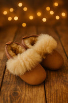 Kinder Lammfell - Hausschuhe in Hellbraun – warm, weich & handgefertigt - DENIO